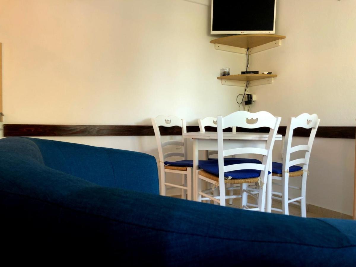 Miramar Gardenn Apartmment Banjol Bagian luar foto
